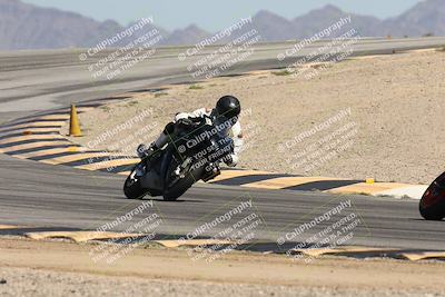 media/Oct-02-2025-Racers Edge (Thu) [[2c91cb6ab3]]/2-A Group/Session 5-Turn 12 (130pm)/